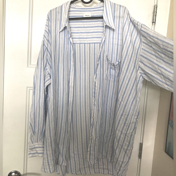 Wilfred Linen Boyfriend Button Down - Picture 2 of 9